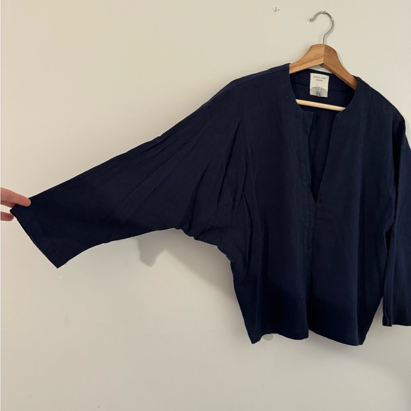 SUNJA LINK NAVY COTTON GAUZE TOP - Picture 5 of 5